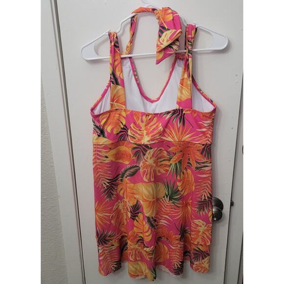 Kim Curvey Orange Floral Halter Swim Top Plus Size 18W NWT Swim Wear - Picture 2 of 6